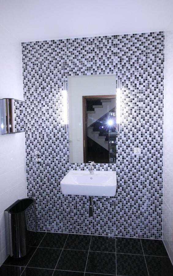 Hotel Garni Eden ميرسبرغ المظهر الخارجي الصورة